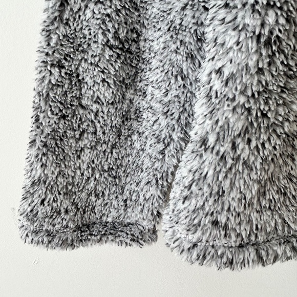 SO Cozy Gray Funnel Neck Plush Fleece Cowl Neck Pullover Top - Picture 6 of 16